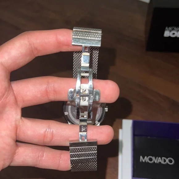 Movado Men's Bold Large Sunray Dial Analog Quartz 44mm Watch - Picture 7 of 11